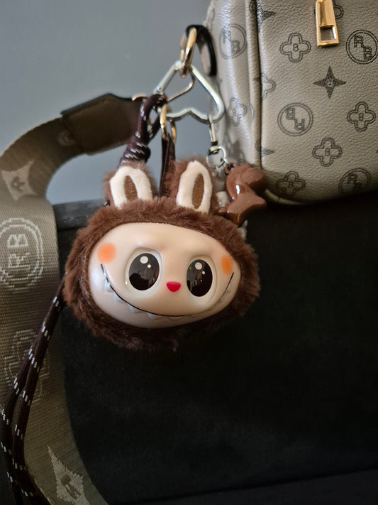 Schattige Pluche Sleutelhanger voor jong en oud – Tashanger: Bruin